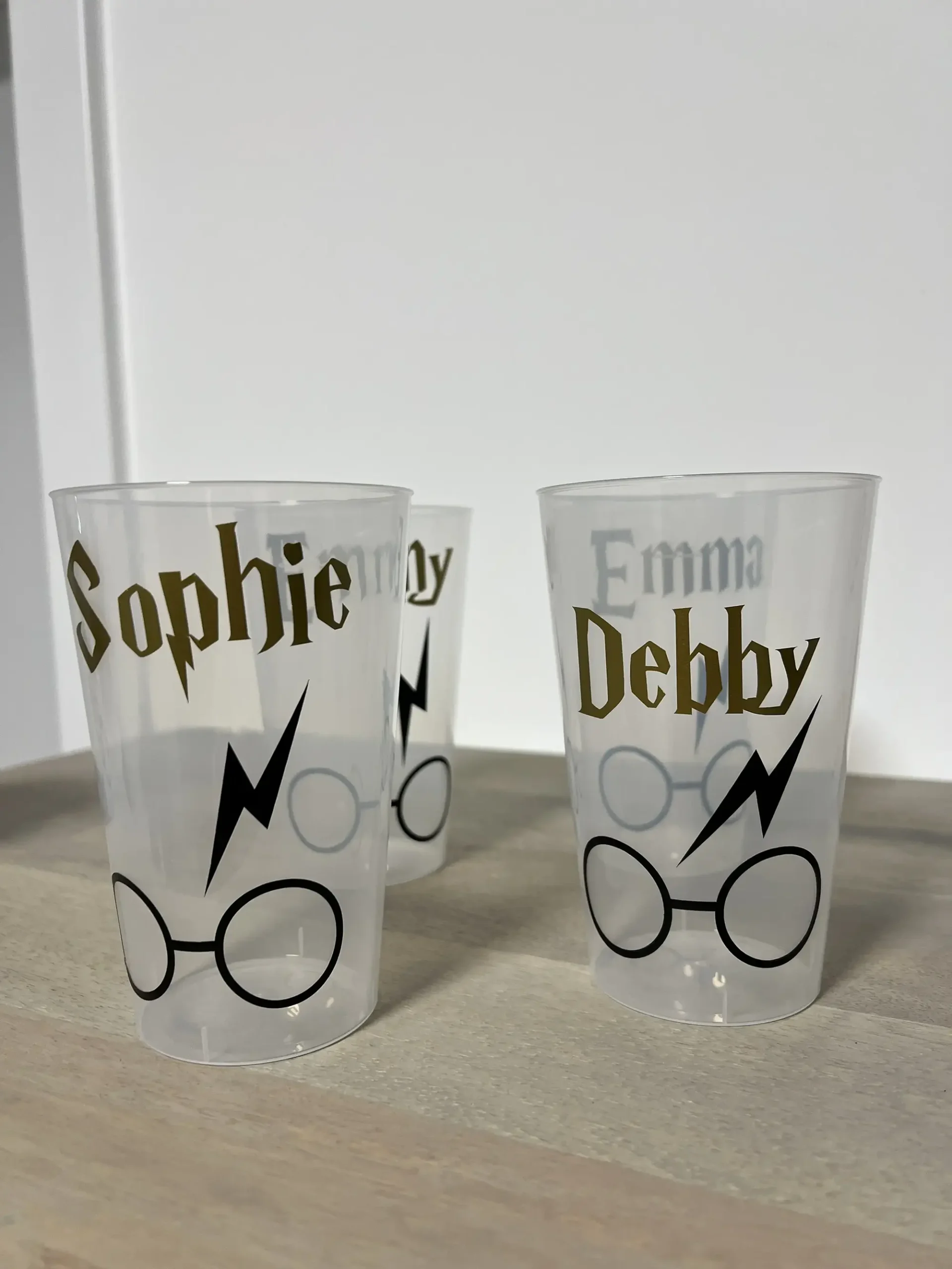 Becher